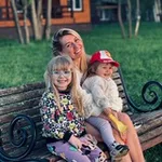 Аватар канала СЕМЬЯ 😍 ДОМ 💞 МАЗНЕВЫ 🏠