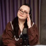 Аватар канала Лёля находит и читает 📚 🕯️