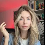 Аватар канала Вероника и AI-маркетологи