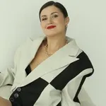 Аватар канала В ПУБЛИЧНОСТЬ С ИРИНОЙ СОКОЛОВОЙ 💶