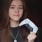 Аватар канала Арина Радвиксен 🦊