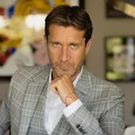 Аватар канала МИХАИЛ КУЧМЕНТ