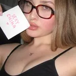 Аватар канала sexychika 🧞‍♂️ 🧛🏻 🧙🏻‍♂️ 🧟‍♂️