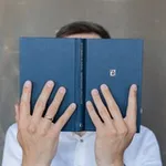 Аватар канала Красные глаза 👓 📖