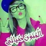 Аватар канала 💞 زولة مجنونة 😎
