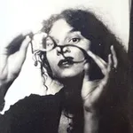 Аватар канала без лица бездельница