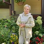 Аватар канала Садовый гид Лариса Зарубина