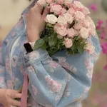 Аватар канала 🌸 عبـارة عن ورد 🌸