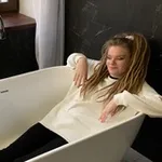 Аватар канала Лежу за модой