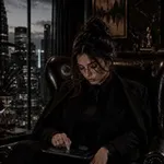 Аватар канала Рия Миллер | Королева дарка, безумия и стекла 🥀