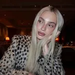 Аватар канала лебединое озеро