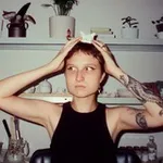 Аватар канала маша в омуте