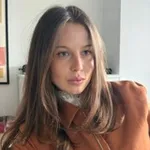 Аватар канала Marie tells 🧸 💭