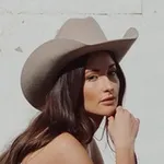 Аватар канала Kacey Musgraves Brasil