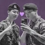 Аватар канала чигу целуются и едят рамён — 🌙 .