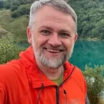 Аватар канала Гордеев. Седой предприниматель.