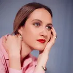Аватар канала Юлия Киселева. О док кино и не только.