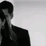 Аватар канала مُتيَّمْ •