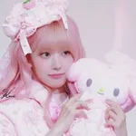 Аватар канала 🌸 where the heck is saki?