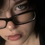 Аватар канала Ливва