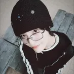 Аватар канала ✧ янянотерапия ⛓️ 🖤 🩹