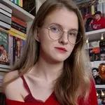 Аватар канала Аня Букса || рождённая читать