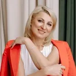Аватар канала СЕМЕЙНЫЙ АДВОКАТ на сцене и в суде
