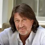 Аватар канала ОЛЕГ МИТЯЕВ️ 🎼