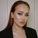 Аватар канала Промпты для ИИ-фото ✨