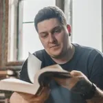 Аватар канала 📚 Середньостатистичний письменник