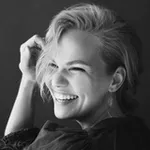 Аватар канала 🎶 Саша Алмазова 🎶