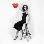 Аватар канала Влюбилась вдребезги 💔 🏡