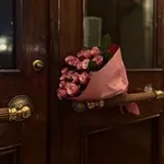 Аватар канала "مُتنْفّس".