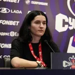 Аватар канала С камерой по стадиону