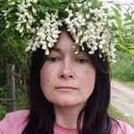 Аватар канала БотаНичка 🐝 🍄
