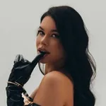 Аватар канала VALERIA K 🤍 💸