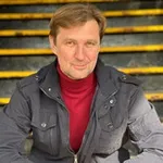 Аватар канала КУЧЕР ДОРОГУ ЗНАЕТ