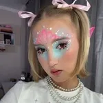 Аватар канала alina cuteis ˚✧₊