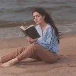 Аватар канала خواطر بسيطهه 🐝 💐 😍