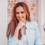 Аватар канала Ксения travel Хаки