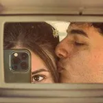 Аватар канала - مَشاعِر فَوُضوُيةهَ .