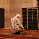 Аватар канала إطـمئـنانّ