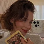 Аватар канала Вика о книгах 🤍