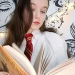 Аватар канала лилия • книги, ты и я