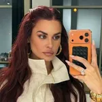 Аватар канала Ирина Пинчук и Арай Чобанян.